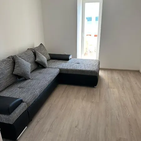 M, App 4 - 6 Persons Direct On The Seaside, 1st Floor Apartmán *