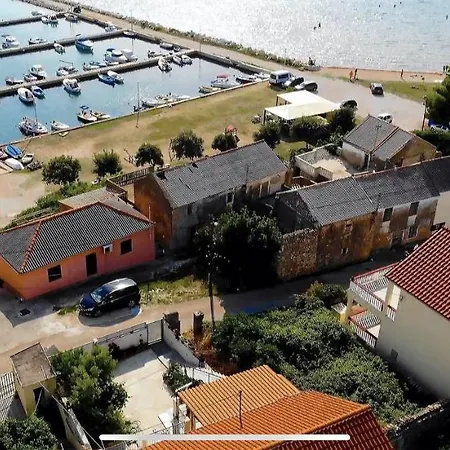 M, App 4 - 6 Persons Direct On The Seaside, 1st Floor *