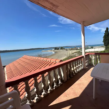 Apartmán M, App 4 - 6 Persons Direct On The Seaside, 1st Floor *