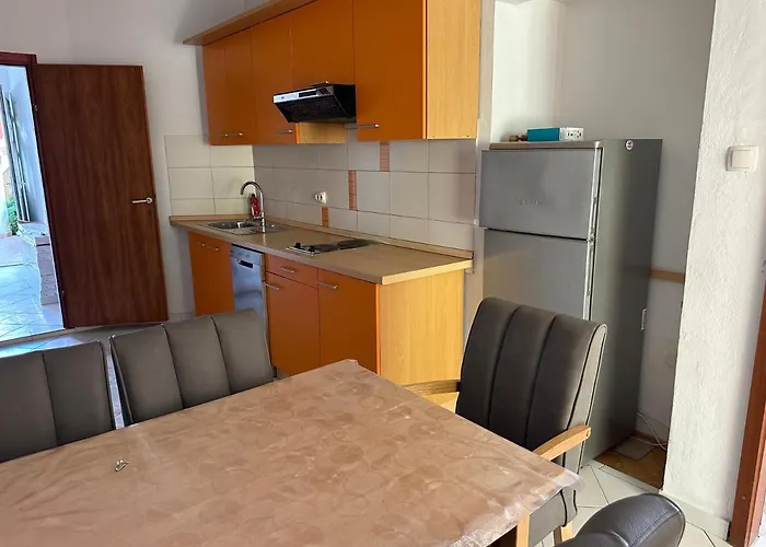 M, App 4 - 6 Persons Direct On The Seaside, 1st Floor
